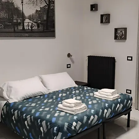 Residenza Del Sole Bed & Breakfast Surbo