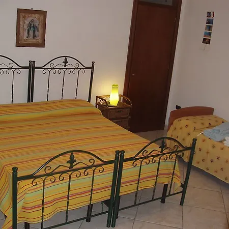 Residenza Del Sole Bed and Breakfast Surbo