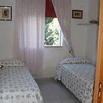 Residenza Del Sole Alojamento de Acomodação e Pequeno-almoço Surbo